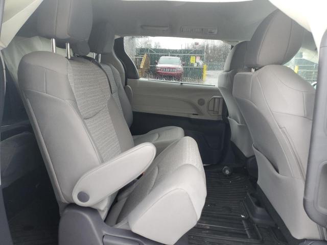 Photo 11 from auction – 2021 TOYOTA SIENNA LE with VIN 5TDKSKFC7MS030339