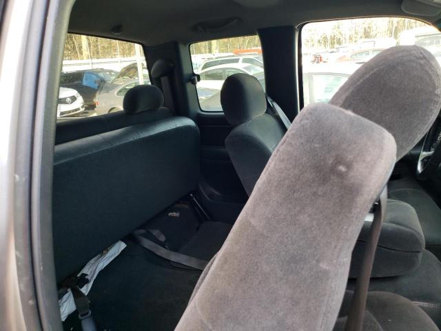 Photo 11 from auction – 2000 CHEVROLET SILVERADO with VIN 1GCEK19T9YE263511
