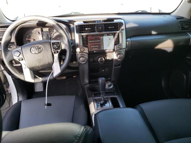 Photo 8 from auction – 2020 TOYOTA 4RUNNER SR with VIN JTEBU5JR4L5745344
