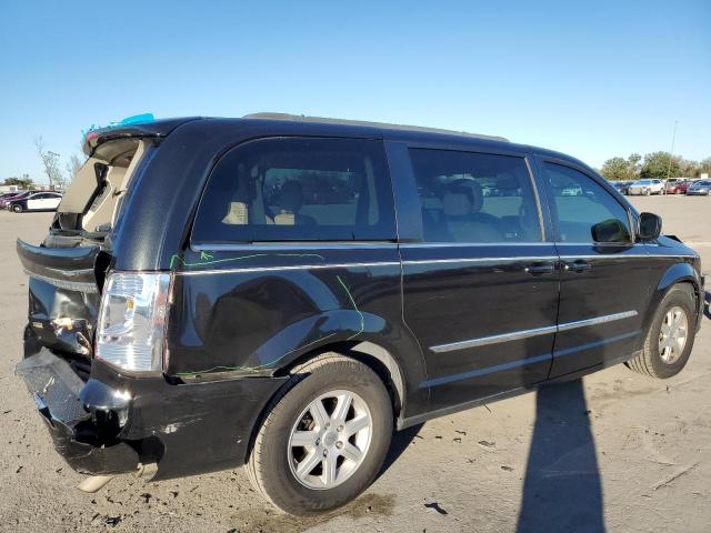 Photo 3 from auction – 2013 CHRYSLER TOWN & COU with VIN 2C4RC1BG8DR554820