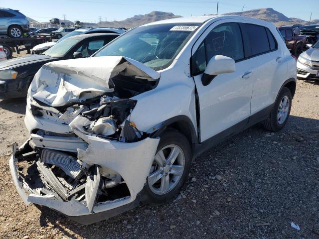 CHEVROLET TRAX LS 2022 with VIN KL7CJKSM5NB526736 - Photo from auction