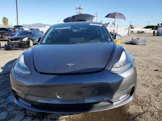 Photo 5 from auction – 2018 TESLA MODEL 3 with VIN 5YJ3E1EB6JF128700