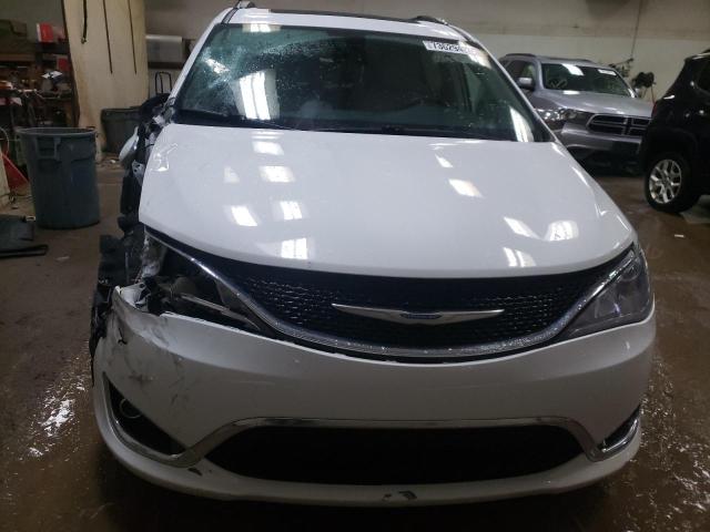 Photo 5 from auction – 2017 CHRYSLER PACIFICA L with VIN 2C4RC1GG3HR504969