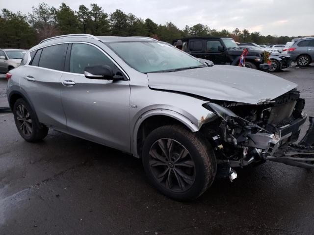 Photo 4 from auction – 2017 INFINITI QX30 BASE with VIN SJKCH5CR1HA033752