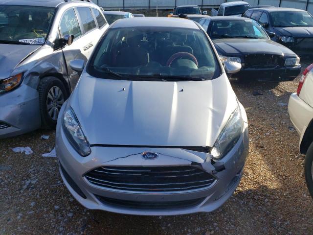 Photo 5 from auction – 2018 FORD FIESTA SE with VIN 3FADP4EJ2JM101437