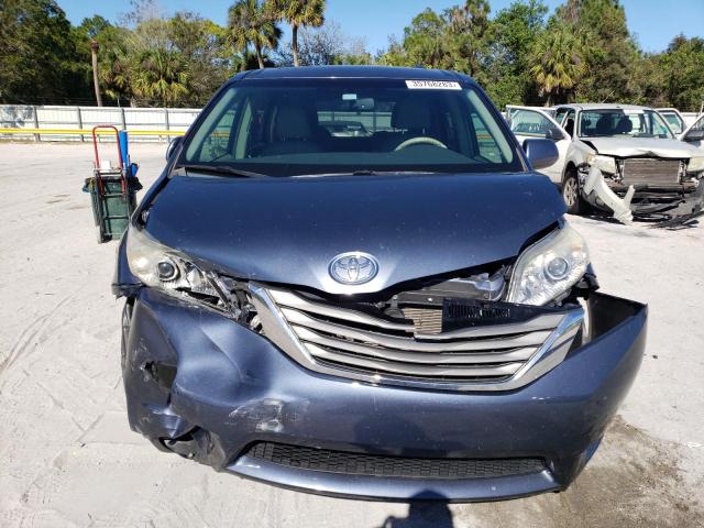 Photo 5 from auction – 2013 TOYOTA SIENNA XLE with VIN 5TDYK3DC6DS328979
