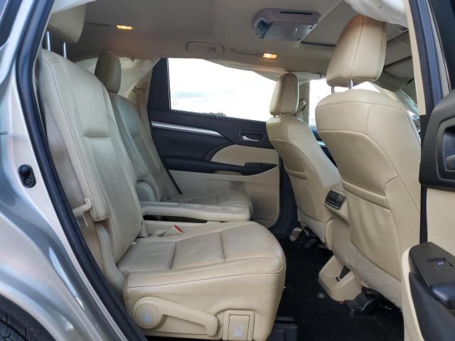 Photo 11 from auction – 2016 TOYOTA HIGHLANDER with VIN 5TDKKRFH3GS161115