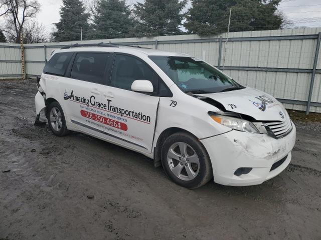 Photo 4 from auction – 2015 TOYOTA SIENNA LE with VIN 5TDKK3DC8FS551890