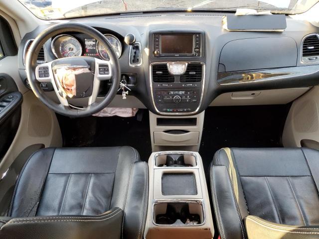 Photo 8 from auction – 2015 CHRYSLER TOWN & COU with VIN 2C4RC1BG5FR590094