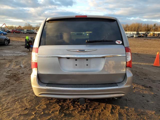Photo 6 from auction – 2015 CHRYSLER TOWN & COU with VIN 2C4RC1BG5FR590094