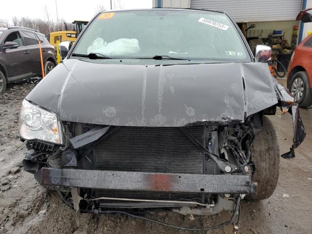 Photo 5 from auction – 2014 CHRYSLER TOWN & COU with VIN 2C4RC1CG8ER219220