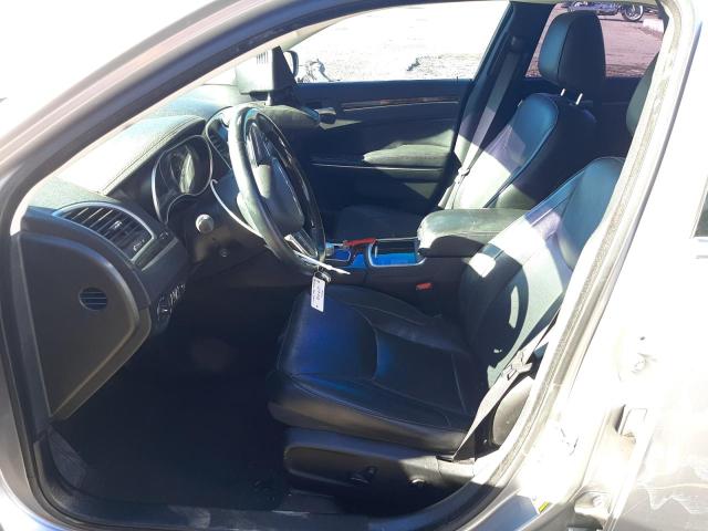 Photo 7 from auction – 2018 CHRYSLER 300 LIMITE with VIN 2C3CCAEG3JH263763