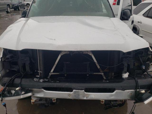 Photo 11 from auction – 2005 CHEVROLET SILVERADO with VIN 1GCEK19B25E105286