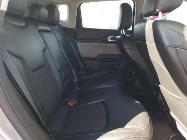 Фото 10 с аукциона – 2022 JEEP COMPASS LA с VIN 3C4NJDBB0NT116477
