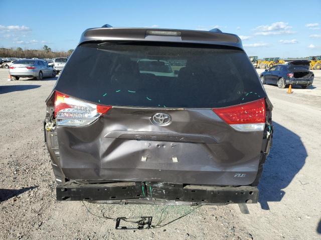 Photo 6 from auction – 2011 TOYOTA SIENNA XLE with VIN 5TDYK3DC7BS031345