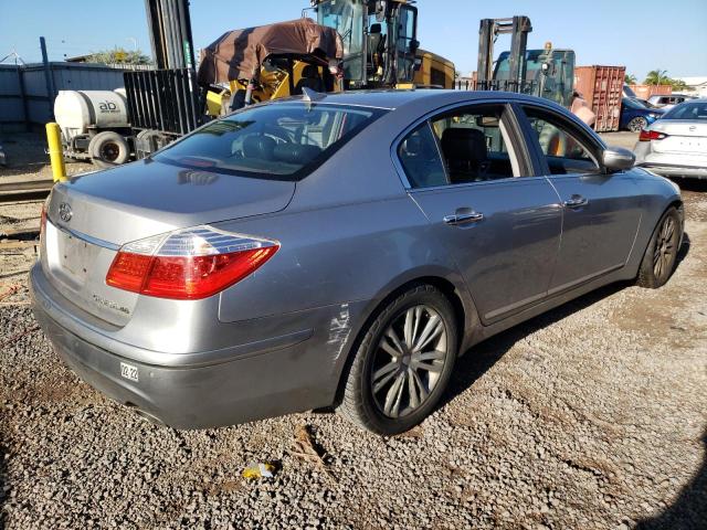Photo 3 from auction – 2011 HYUNDAI GENESIS 4. with VIN KMHGC4DF5BU113154