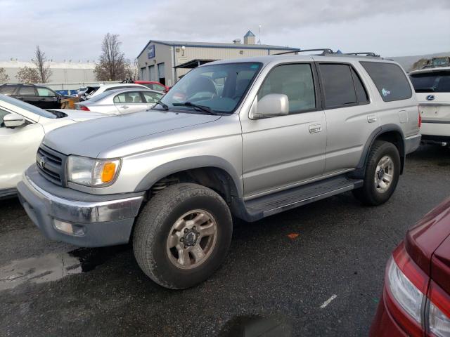 TOYOTA 4RUNNER SR 2000 with VIN JT3HN86R6Y0310100 - Photo from auction