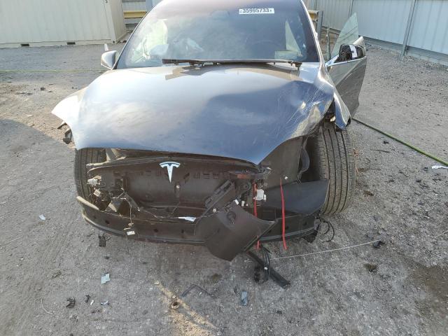 Photo 11 from auction – 2018 TESLA MODEL X with VIN 5YJXCBE21JF123479