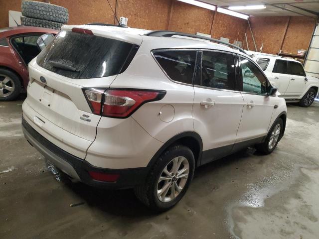 Photo 3 from auction – 2017 FORD ESCAPE SE with VIN 1FMCU9GD0HUD02984