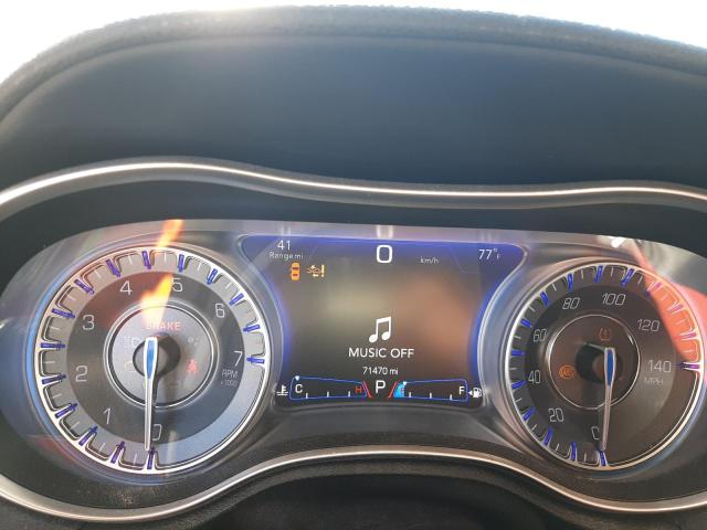 Photo 9 from auction – 2018 CHRYSLER 300 LIMITE with VIN 2C3CCAEG3JH263763