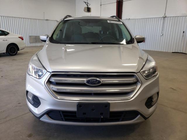 Photo 5 from auction – 2018 FORD ESCAPE SE with VIN 1FMCU0GD0JUC54601
