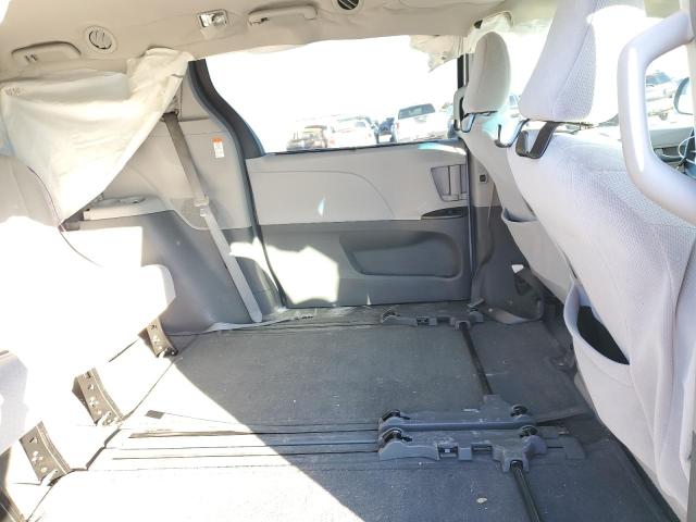 Photo 11 from auction – 2015 TOYOTA SIENNA LE with VIN 5TDKK3DC3FS657020