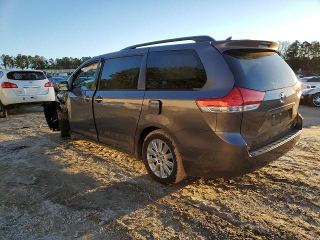 Photo 2 from auction – 2013 TOYOTA SIENNA XLE with VIN 5TDDK3DC0DS070585