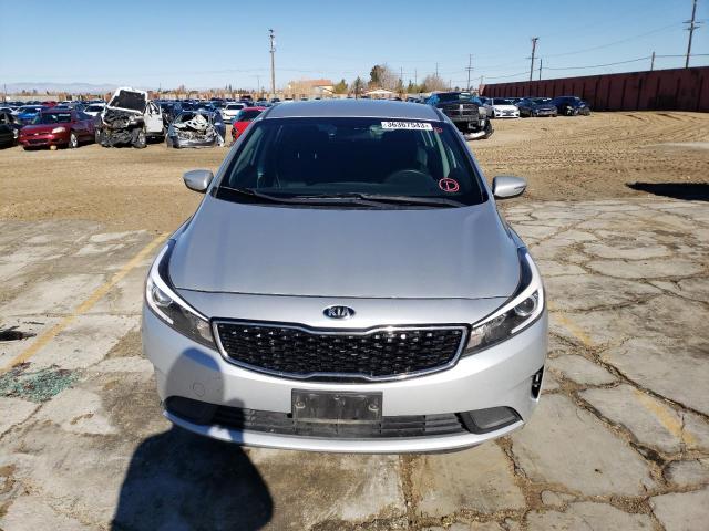 Photo 5 from auction – 2017 KIA FORTE LX with VIN KNAFK5A89H5670938