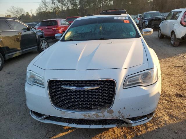 Photo 5 from auction – 2019 CHRYSLER 300 LIMITE with VIN 2C3CCAEG5KH559921