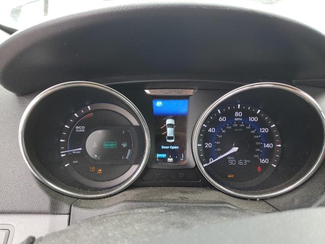 Photo 9 from auction – 2014 HYUNDAI SONATA HYB with VIN KMHEC4A41EA106475