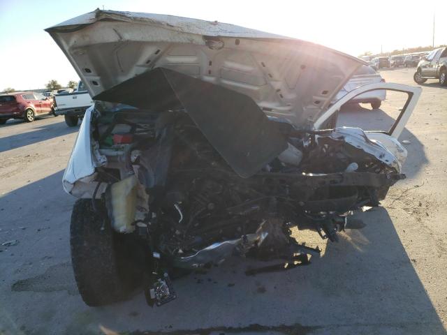 Photo 5 from auction – 2016 CHEVROLET SILVERADO with VIN 3GCUKREC3GG168370
