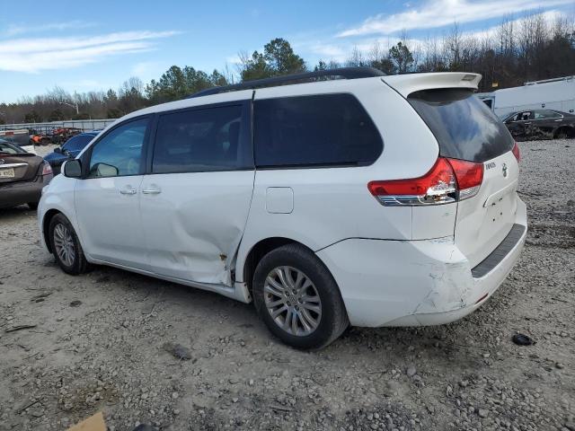 Photo 2 from auction – 2014 TOYOTA SIENNA XLE with VIN 5TDYK3DC5ES455725