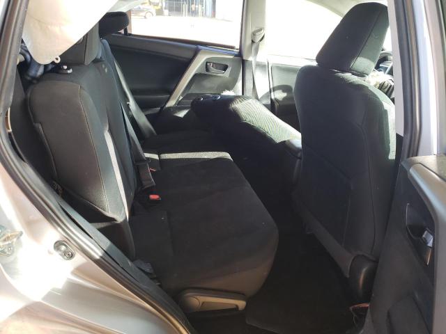 Photo 10 from auction – 2018 TOYOTA RAV4 LE with VIN 2T3ZFREV7JW521910