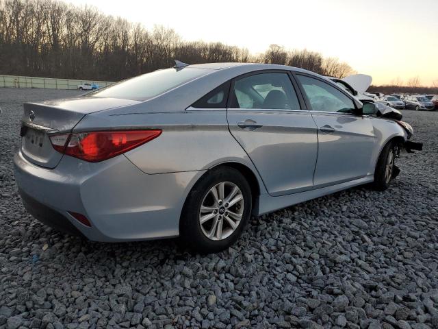 Photo 3 from auction – 2014 HYUNDAI SONATA GLS with VIN 5NPEB4AC3EH899897
