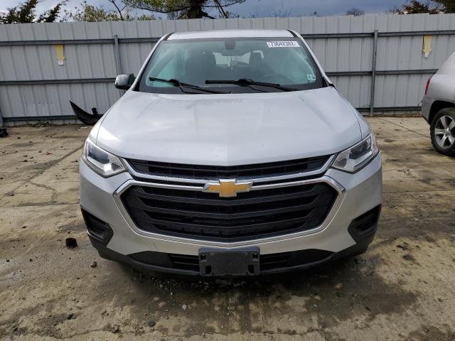 Photo 5 from auction – 2018 CHEVROLET TRAVERSE L with VIN 1GNERFKW8JJ203057