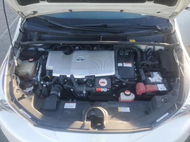 Photo 11 from auction – 2016 TOYOTA PRIUS with VIN JTDKBRFU4G3001131