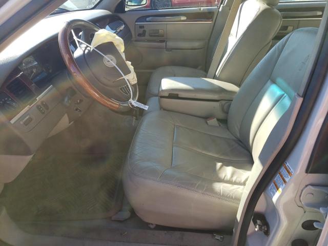 Photo 7 from auction – 2004 LINCOLN TOWN CAR U with VIN 1LNHM83W84Y664748