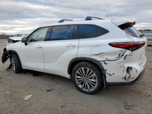 Photo 2 from auction – 2021 TOYOTA HIGHLANDER with VIN 5TDFZRBH4MS132124