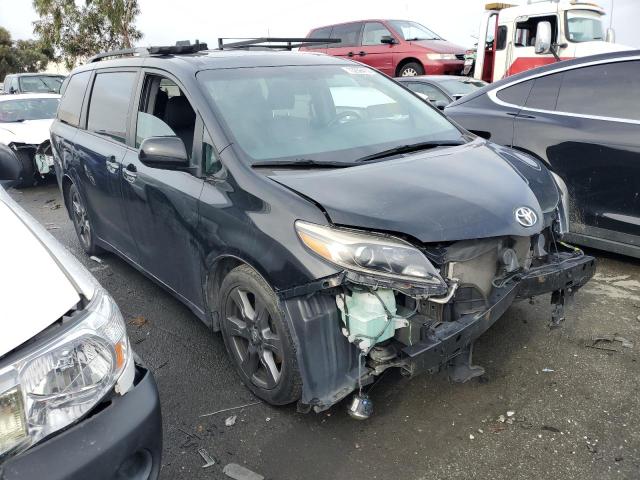 Photo 4 from auction – 2017 TOYOTA SIENNA SE with VIN 5TDXZ3DC3HS845492