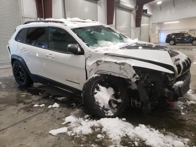 Photo 4 from auction – 2016 JEEP CHEROKEE T with VIN 1C4PJMBS1GW358622