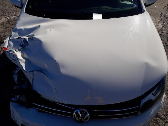Photo 11 from auction – 2014 VOLKSWAGEN EOS KOMFOR with VIN WVWBW8AH0EV000214