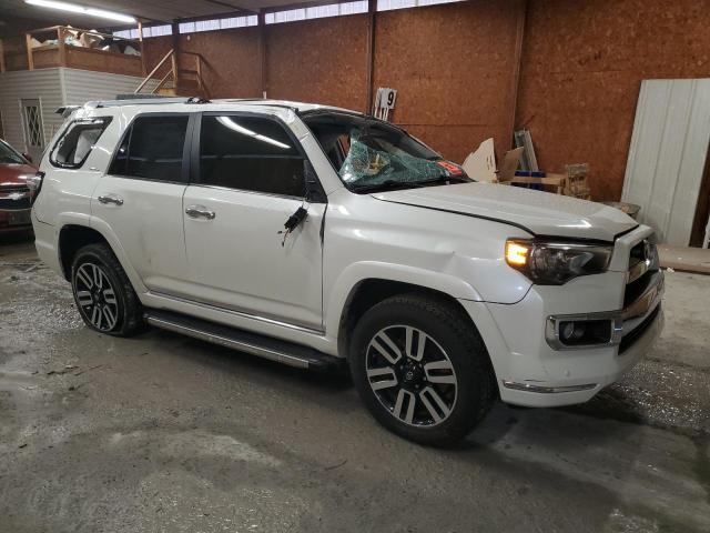 Photo 4 from auction – 2018 TOYOTA 4RUNNER SR with VIN JTEBU5JR9J5496830