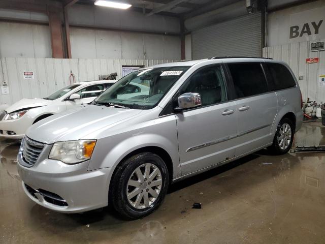 CHRYSLER TOWN & COU 2011 with VIN 2A4RR8DG8BR780447 - Photo from auction
