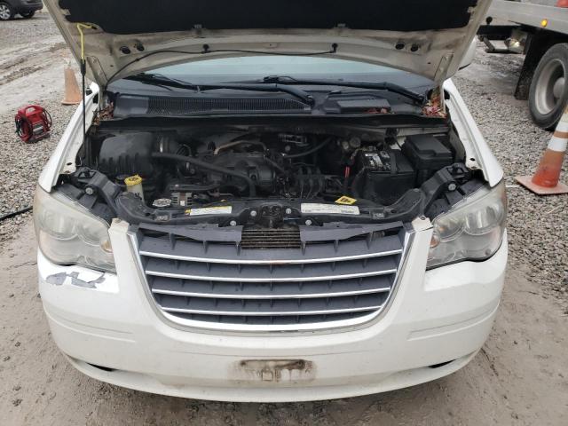 Photo 12 from auction – 2010 CHRYSLER TOWN & COU with VIN 2A4RR5D17AR440988