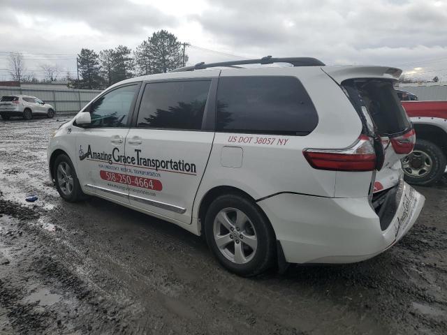 Photo 2 from auction – 2015 TOYOTA SIENNA LE with VIN 5TDKK3DC8FS551890
