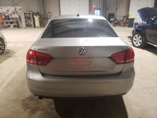 Photo 6 from auction – 2014 VOLKSWAGEN PASSAT S with VIN 1VWAT7A30EC051868