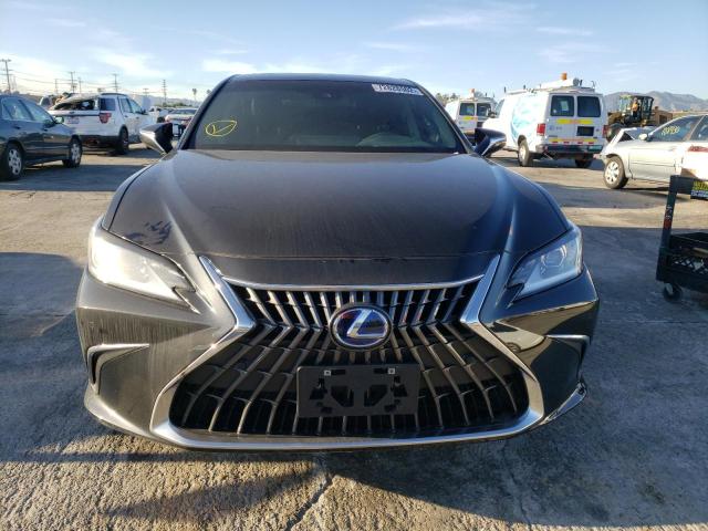 Photo 5 from auction – 2022 LEXUS ES 300H BA with VIN 58ADA1C12NU013667