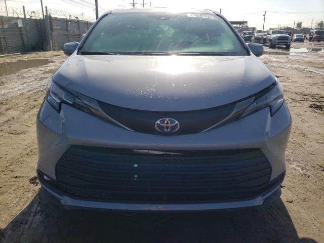 Photo 5 from auction – 2022 TOYOTA SIENNA XLE with VIN 5TDASKFC4NS046804