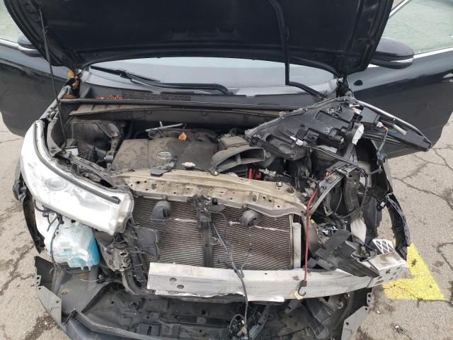 Photo 11 from auction – 2018 TOYOTA HIGHLANDER with VIN 5TDBZRFH0JS843548