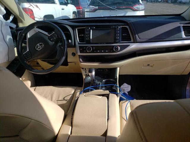 Photo 8 from auction – 2018 TOYOTA HIGHLANDER with VIN 5TDJZRFH8JS836472